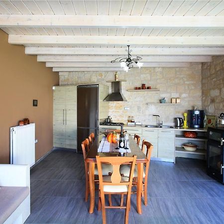 Design Villa Nicol - Heated Pool - Summer Kitchen Iraklio Eksteriør bilde